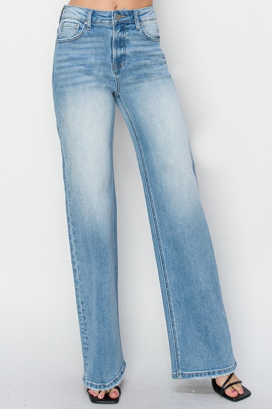 High Rise Straight Jeans - Medium