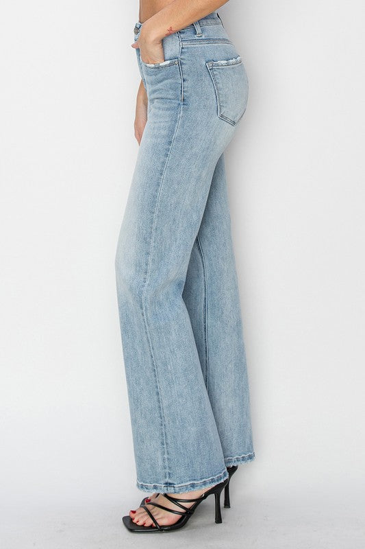 High Rise Straight Jeans - Light