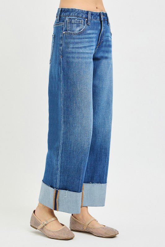 Stretchy Mid Rise Cropped Straight With Cuffed Hem