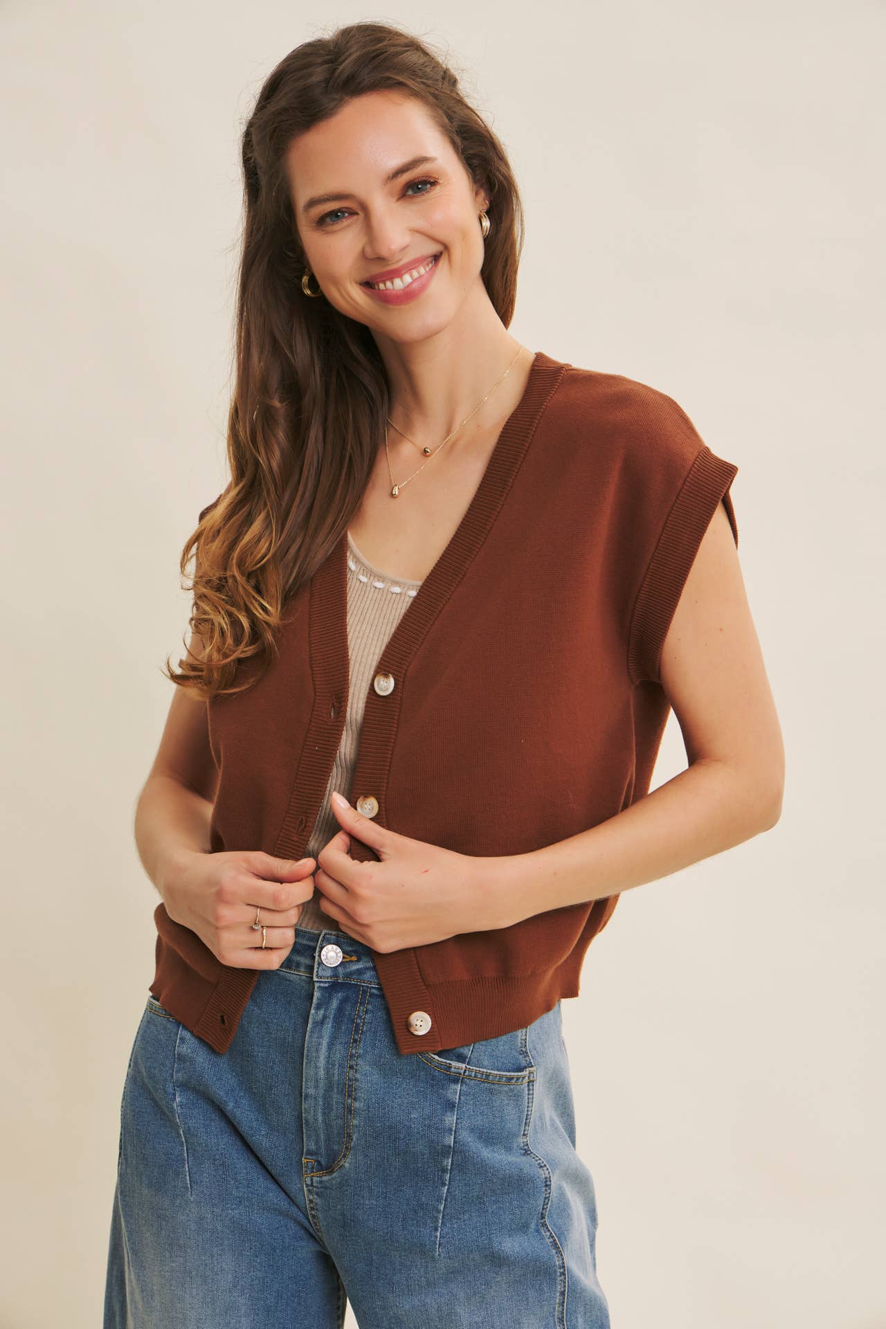MULTI-WAY VERSATILITY SOFT COTTON BUTTON-DOWN SWEATER VEST